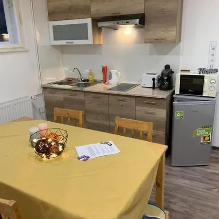 Arany Vendeghaz Apartment *