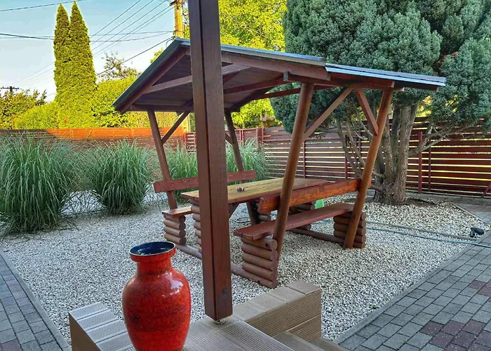 Arany Vendeghaz זמראדי